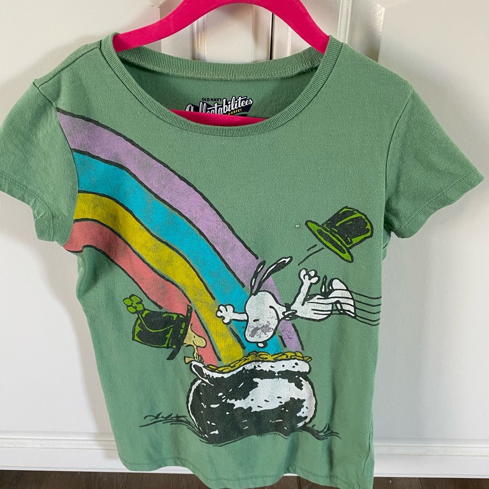 Girls Snoopy T-shirt in Green Size M